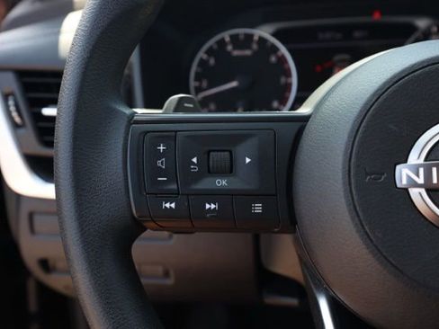 Certified 2023 Nissan Rogue S image 26