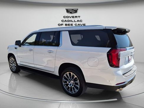 Used 2025 GMC Yukon XL Denali image 7