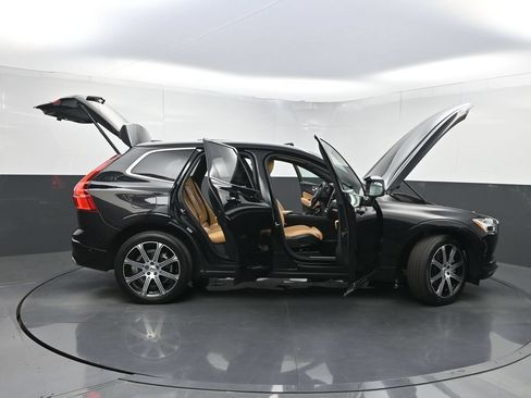 Used 2020 Volvo XC60 T6 Inscription w/ Protection Package Premier AWD/4WD image 34