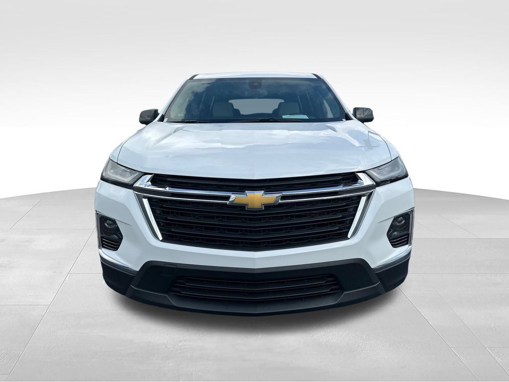 Used 2023 Chevrolet Traverse LS FWD image 8