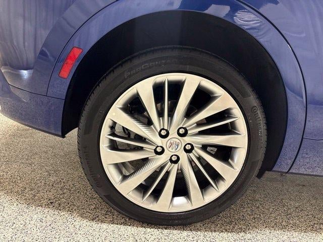 Used 2024 Buick Envision Avenir AWD/4WD image 34