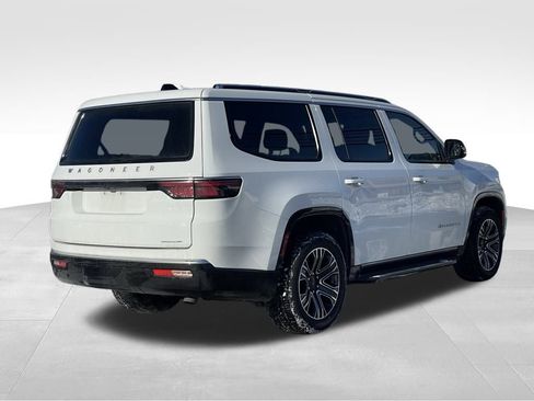 Used 2024 Jeep Wagoneer Series II AWD/4WD image 4