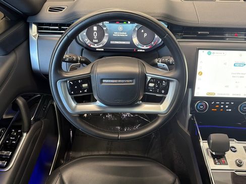 Certified 2023 Land Rover Range Rover SE AWD/4WD image 31