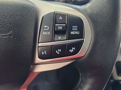 Used 2023 Ford Explorer XLT w/ Equipment Group 202A image 18