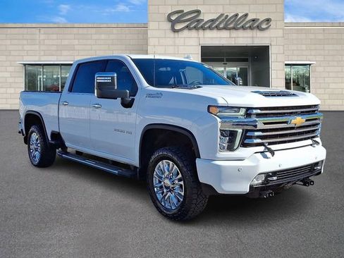 Used 2021 Chevrolet Silverado 2500 High Country w/ Z71 Off-Road Package image 2
