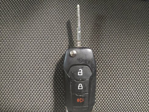 Used 2018 Ford F150 XL w/ Equipment Group 101A Mid AWD/4WD image 32