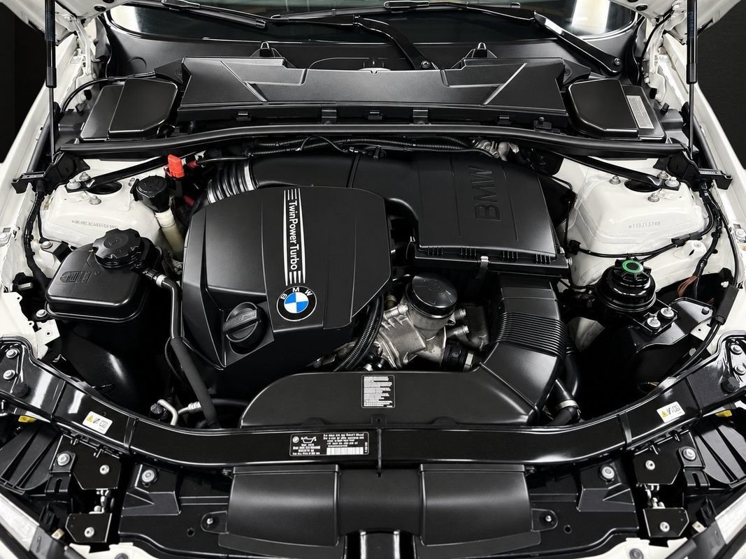 Used 2011 BMW 335i xDrive Coupe AWD/4WD image 37