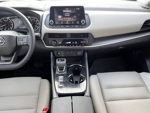 New 2026 Nissan Rogue Dark Armor FWD image 4