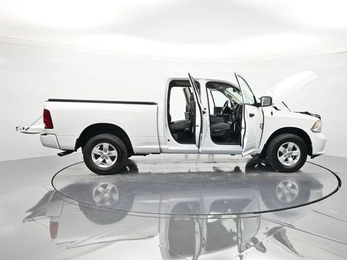 Used 2019 RAM 1500 Express AWD/4WD image 47