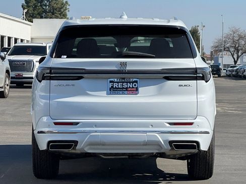 New 2026 Buick Enclave Avenir w/ Super Cruise Package FWD image 6