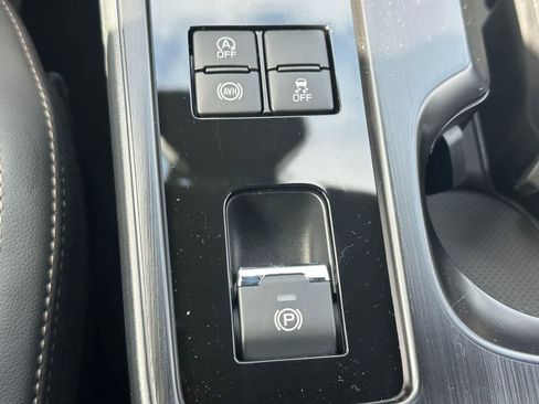 New 2026 Subaru Outback Limited AWD/4WD image 22