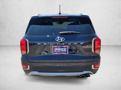 Used 2022 Hyundai Palisade SEL FWD image 7