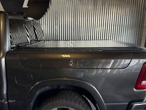 Used 2021 RAM 1500 Limited AWD/4WD image 9
