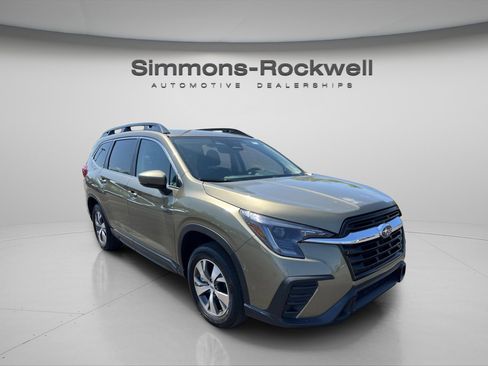 Used 2025 Subaru Ascent Premium AWD/4WD image 7