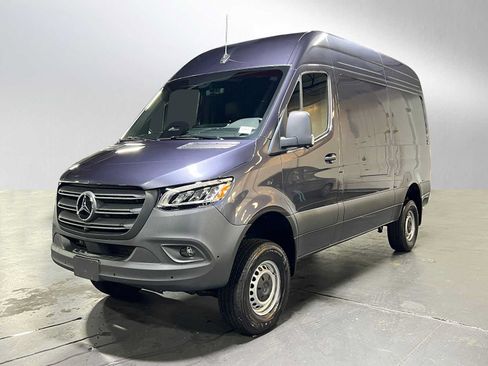 Used 2026 Mercedes-Benz Sprinter 2500 image 7