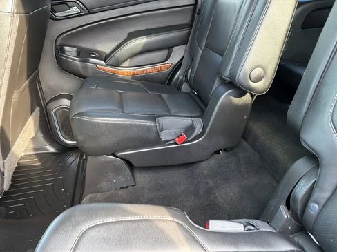 Used 2018 Chevrolet Tahoe Premier AWD/4WD image 41