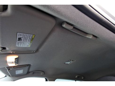 Used 2021 Nissan Kicks S image 30