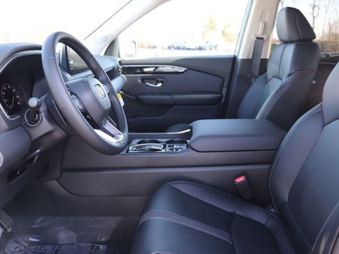 Certified 2025 Honda Pilot EX-L image 29