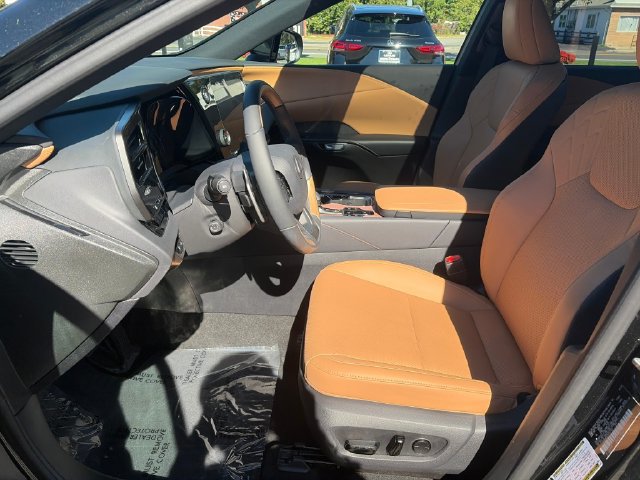Used 2023 Lexus RX 350 Premium w/ Cold Area Package AWD/4WD image 25