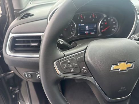 Used 2024 Chevrolet Equinox LT FWD image 17