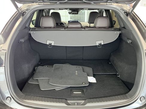 New 2025 MAZDA CX-5 Signature image 34