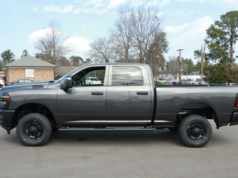 New 2026 RAM 2500 Tradesman AWD/4WD image 10