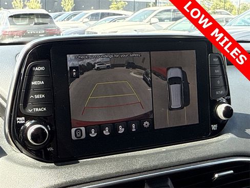 Used 2019 Hyundai Santa Fe AWD image 17