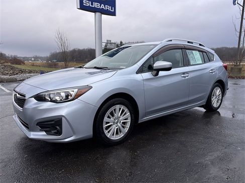 Used 2018 Subaru Impreza 2.0i Premium image 6