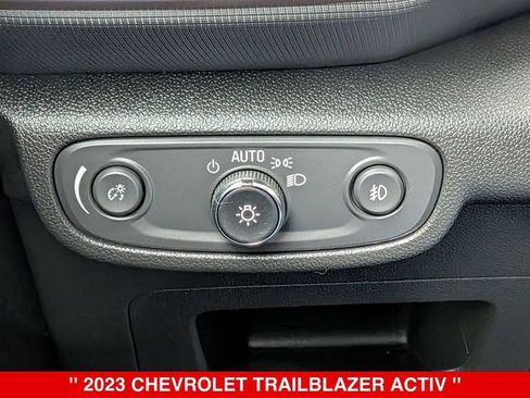 Used 2023 Chevrolet TrailBlazer ACTIV FWD image 18