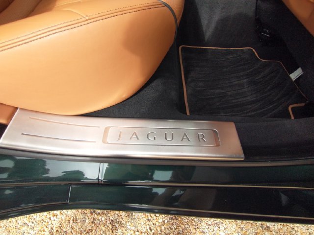 Used 2011 Jaguar XJ L RWD image 50