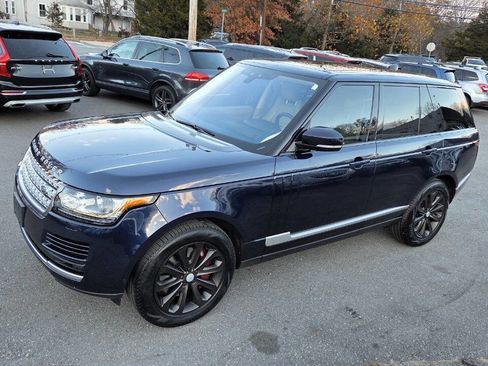 Used 2017 Land Rover Range Rover HSE image 2
