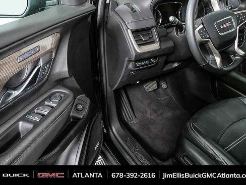Used 2022 GMC Terrain Denali w/ LPO, Cargo Package image 8