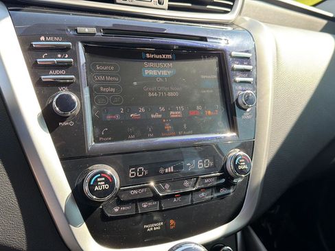Used 2022 Nissan Murano SV FWD image 24