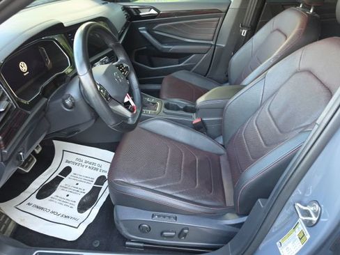 Used 2022 Volkswagen Jetta GLI Autobahn FWD image 12