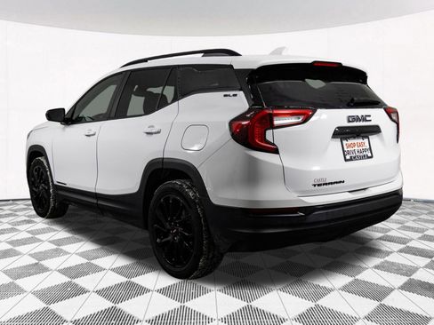 Used 2023 GMC Terrain SLE w/ Driver Convenience Package image 13