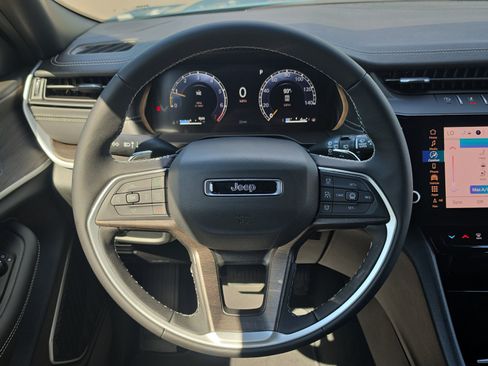 New 2026 Jeep Grand Cherokee L Limited AWD/4WD image 12