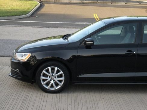 Used 2012 Volkswagen Jetta SE FWD image 7