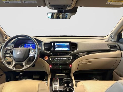 Used 2020 Honda Pilot Elite image 24