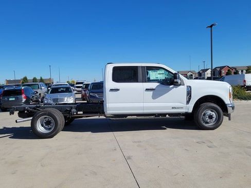 New 2026 Ford F350 XL w/ XL Chrome Package image 2