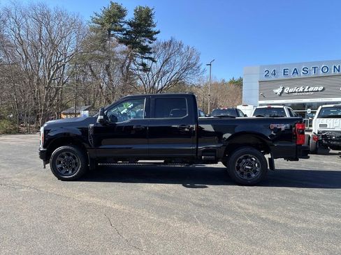 Used 2023 Ford F350 Lariat w/ Sport Appearance Package image 4
