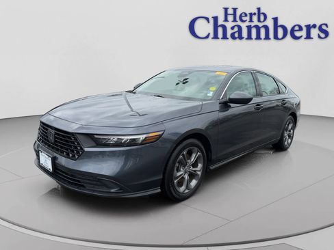 Used 2024 Honda Accord EX image 11
