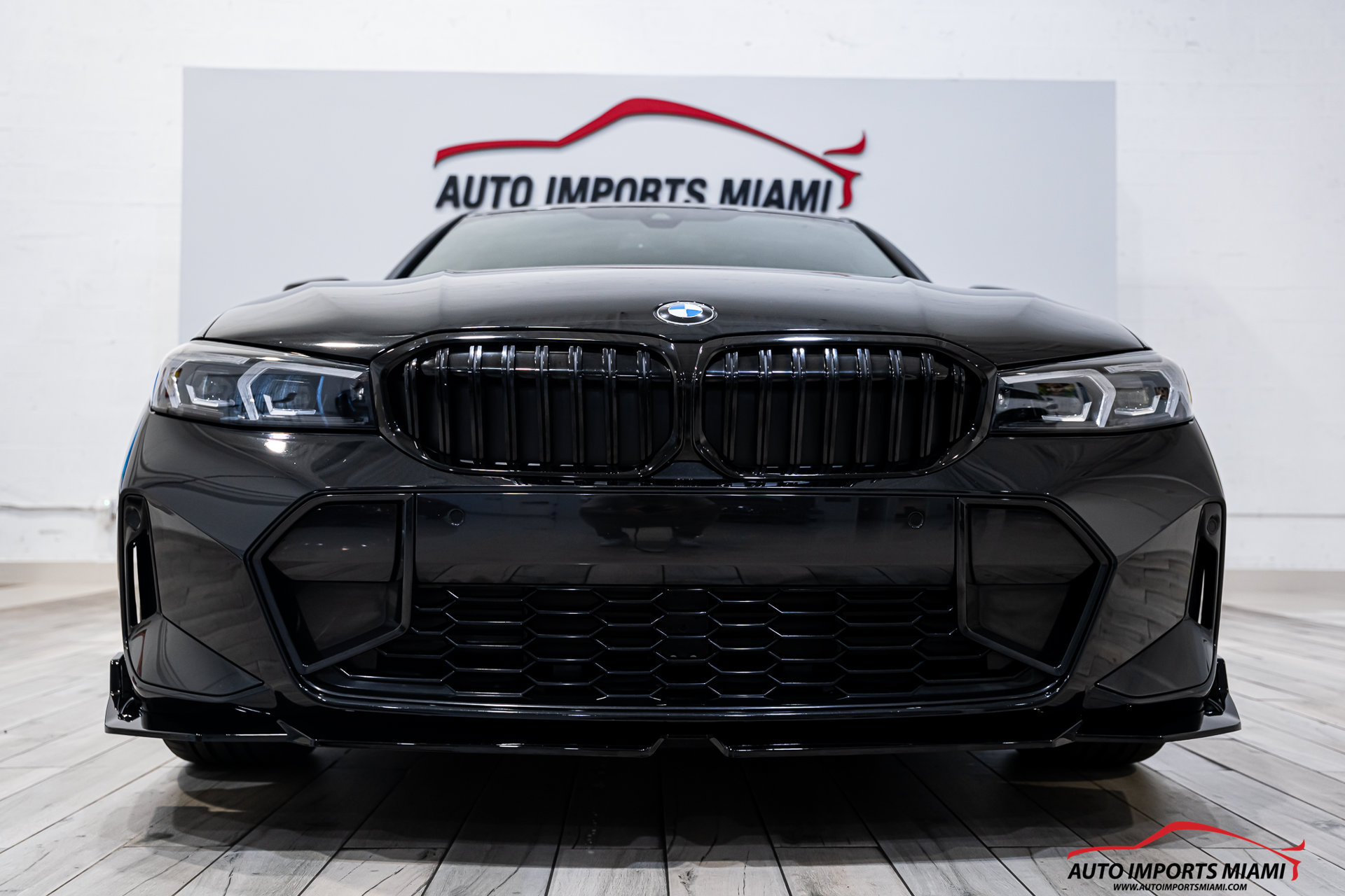 Used 2023 BMW 330i Sedan w/ M Sport Package RWD image 33