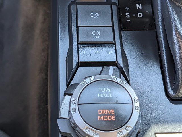 Certified 2025 Toyota Tacoma TRD Sport AWD/4WD image 16