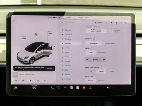 Used 2021 Tesla Model Y Long Range AWD/4WD image 21