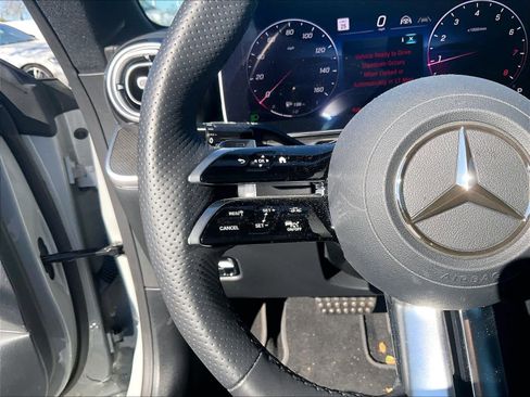 Used 2024 Mercedes-Benz CLE 300 4MATIC Coupe image 20
