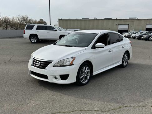 Used 2013 Nissan Sentra SR w/ Driver Pkg image 5
