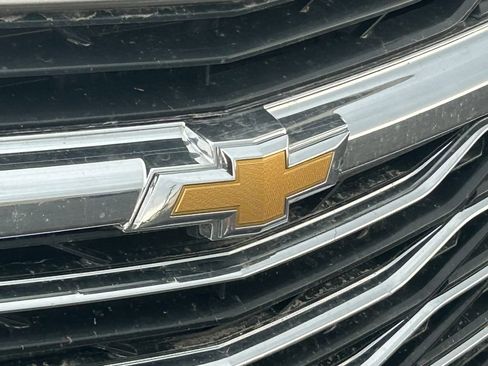 Used 2025 Chevrolet Malibu LT FWD image 9