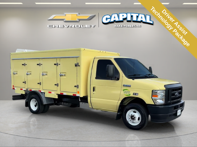 Used 2022 Ford E-450 and Econoline 450 Super Duty RWD image 11