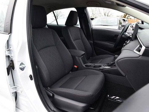 Used 2024 Toyota Corolla LE image 17