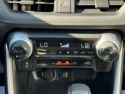 Certified 2025 Toyota RAV4 LE image 43